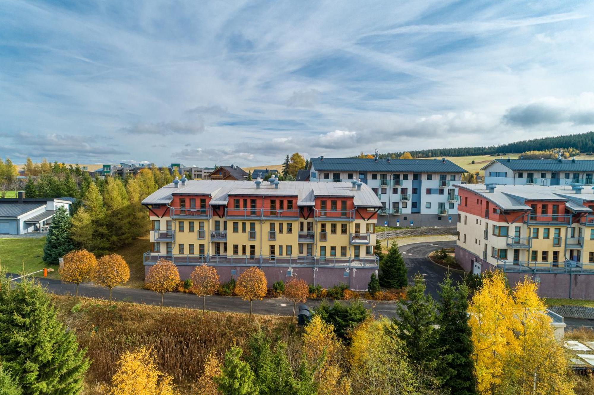 K2 Aparthotel Klinovec Views - Mezonet Apt Loučná pod Klínovcem Dış mekan fotoğraf