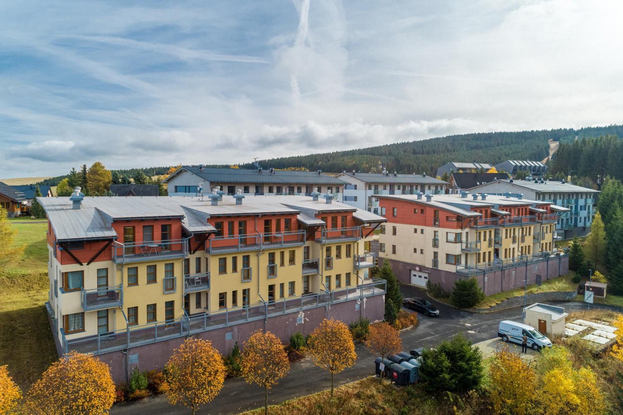 K2 Aparthotel Klinovec Views - Mezonet Apt Loučná pod Klínovcem Dış mekan fotoğraf